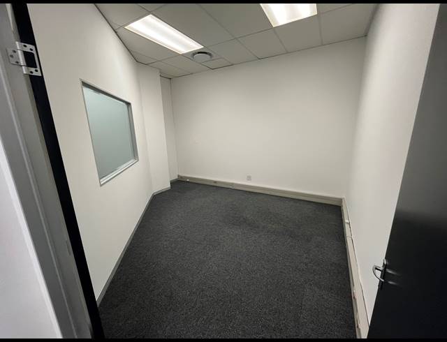 320M² OFFICE TO LET IN OBSERVATORY